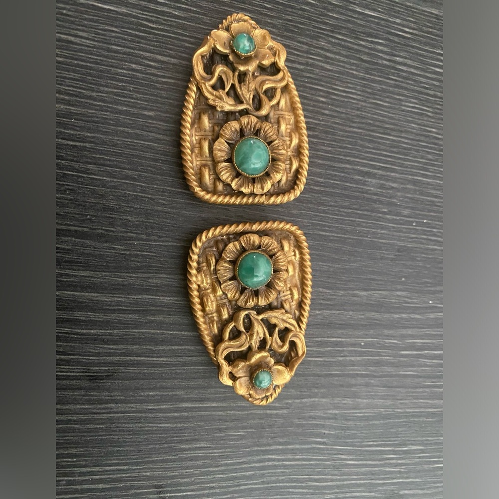 Vintage art deco style gold Tone Floral clips with Green Cabochons